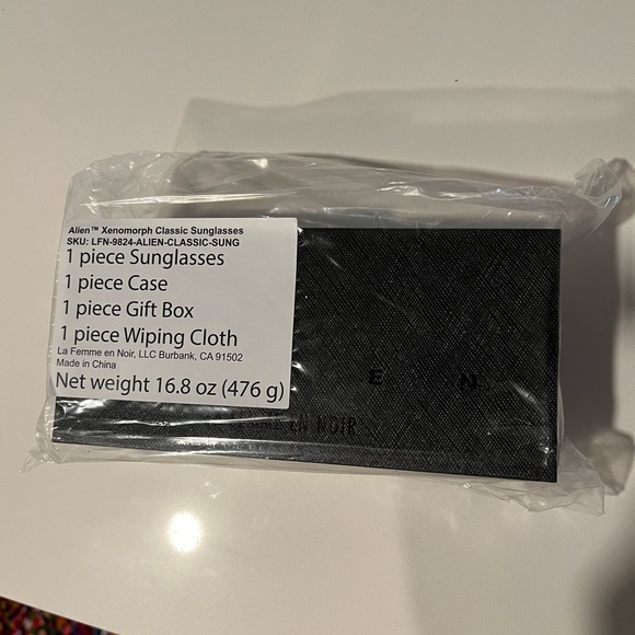 LA FEMME EN NOIR BY MICHELLINE PIT ALIEN XENOMORPH SUNGLASSES NWT - Picture 5 of 9